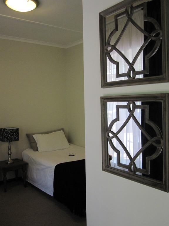 The Pecan Tree Guesthouse Sandton Oda fotoğraf