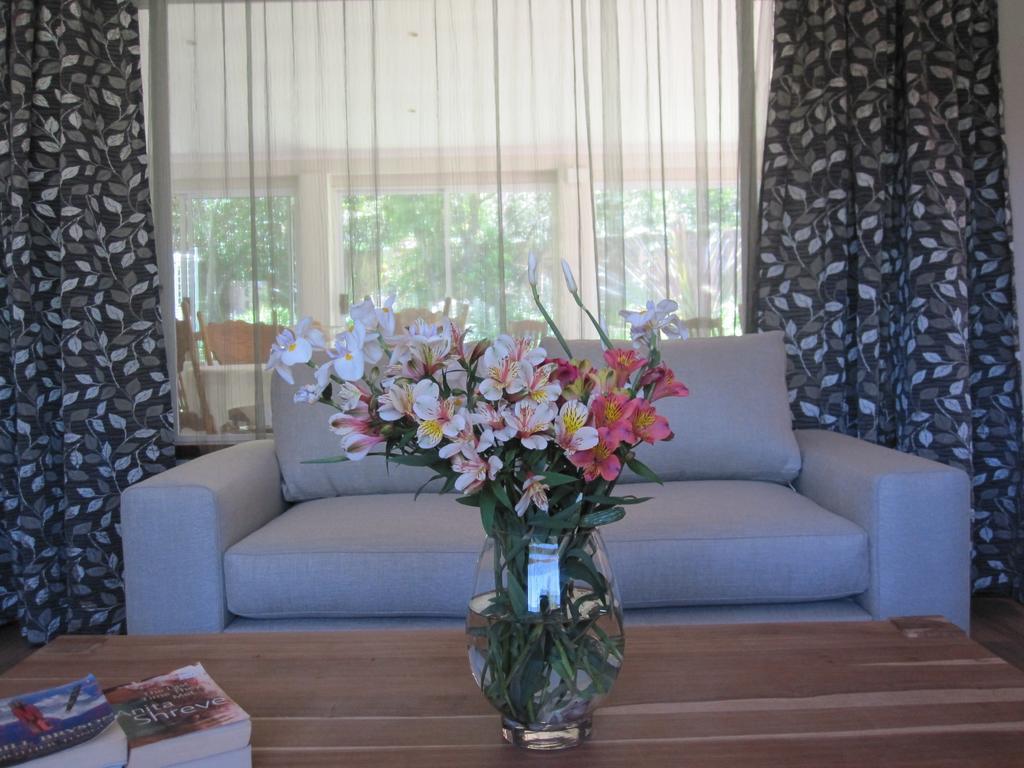 The Pecan Tree Guesthouse Sandton Dış mekan fotoğraf