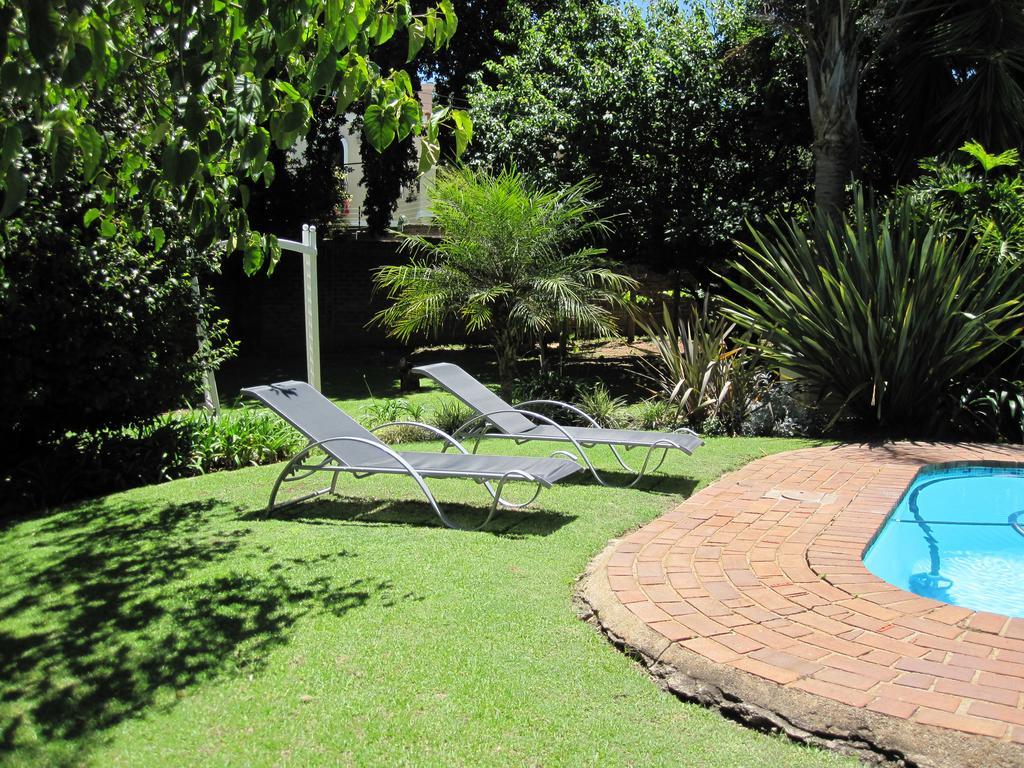 The Pecan Tree Guesthouse Sandton Dış mekan fotoğraf