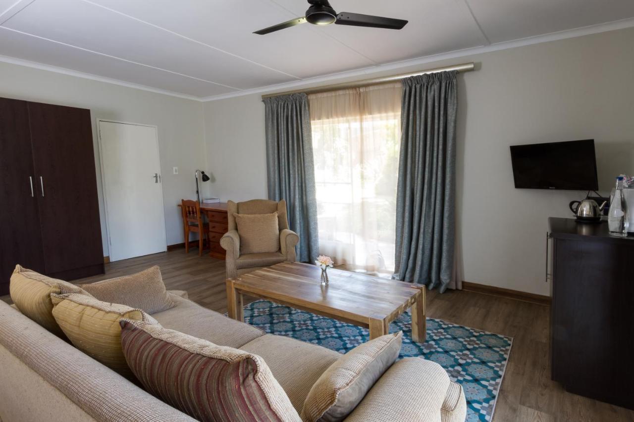 The Pecan Tree Guesthouse Sandton Dış mekan fotoğraf