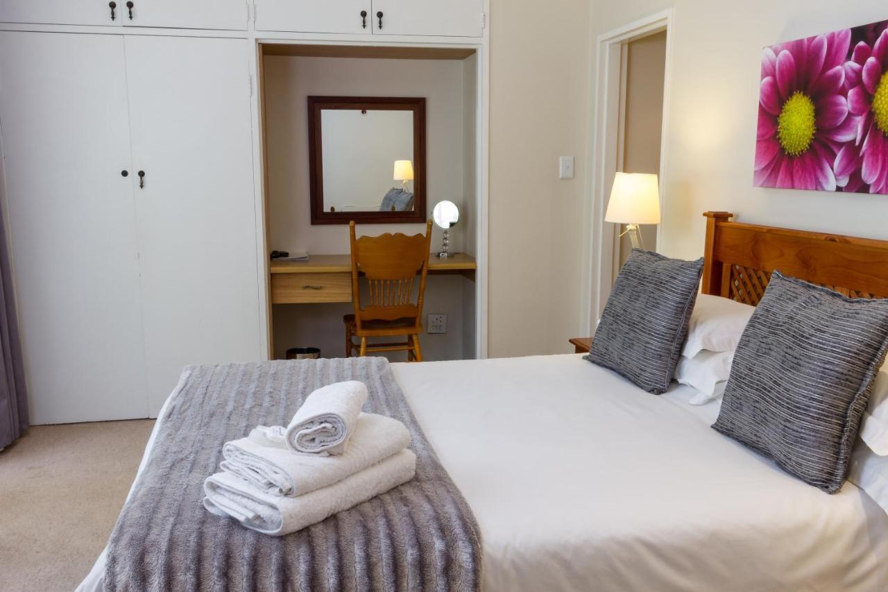 The Pecan Tree Guesthouse Sandton Dış mekan fotoğraf